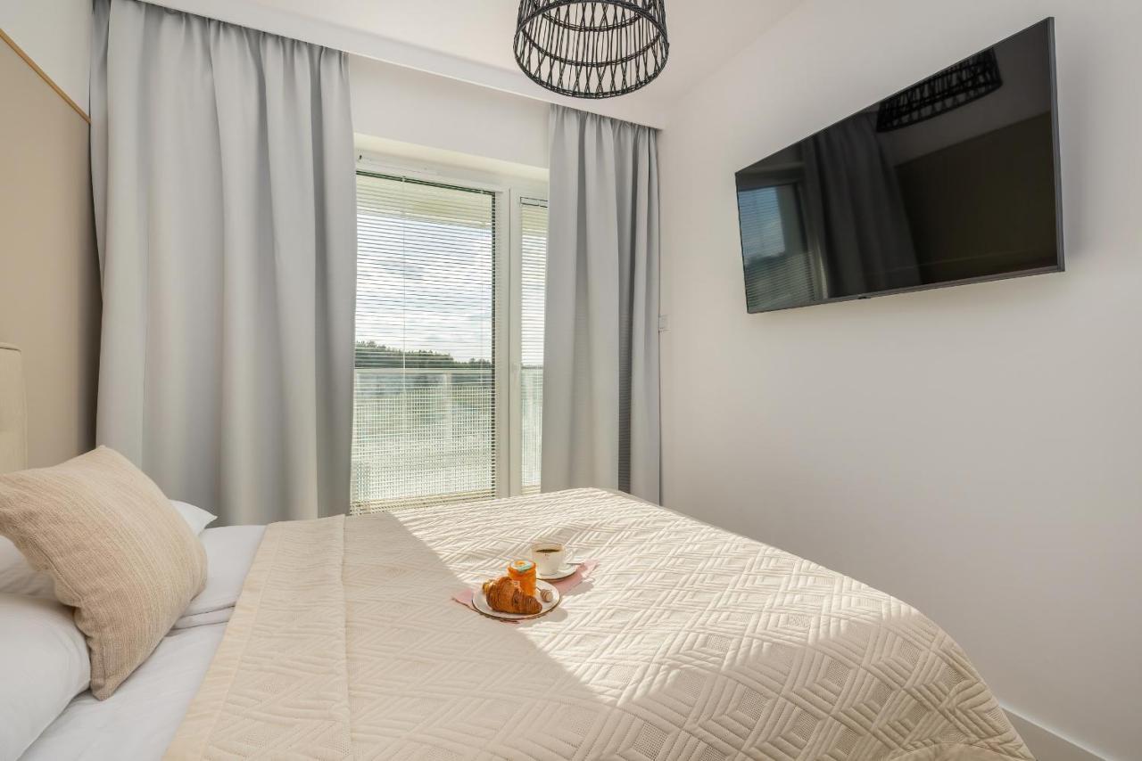 Family Apartment With Gym And Swimming Pool By Renters Prestige Kolobrzeg Dış mekan fotoğraf
