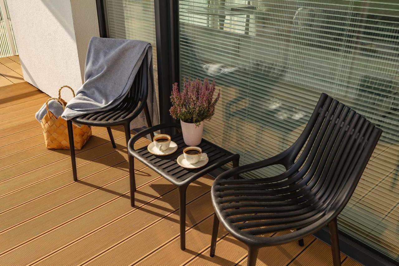 Family Apartment With Gym And Swimming Pool By Renters Prestige Kolobrzeg Dış mekan fotoğraf