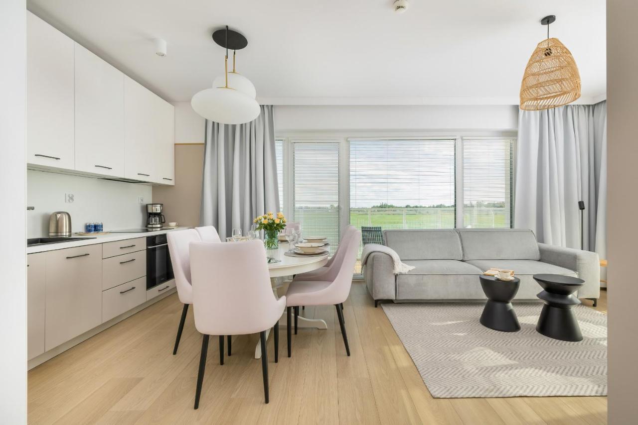Family Apartment With Gym And Swimming Pool By Renters Prestige Kolobrzeg Dış mekan fotoğraf