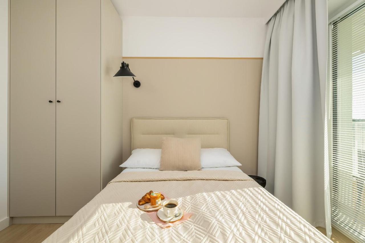 Family Apartment With Gym And Swimming Pool By Renters Prestige Kolobrzeg Dış mekan fotoğraf